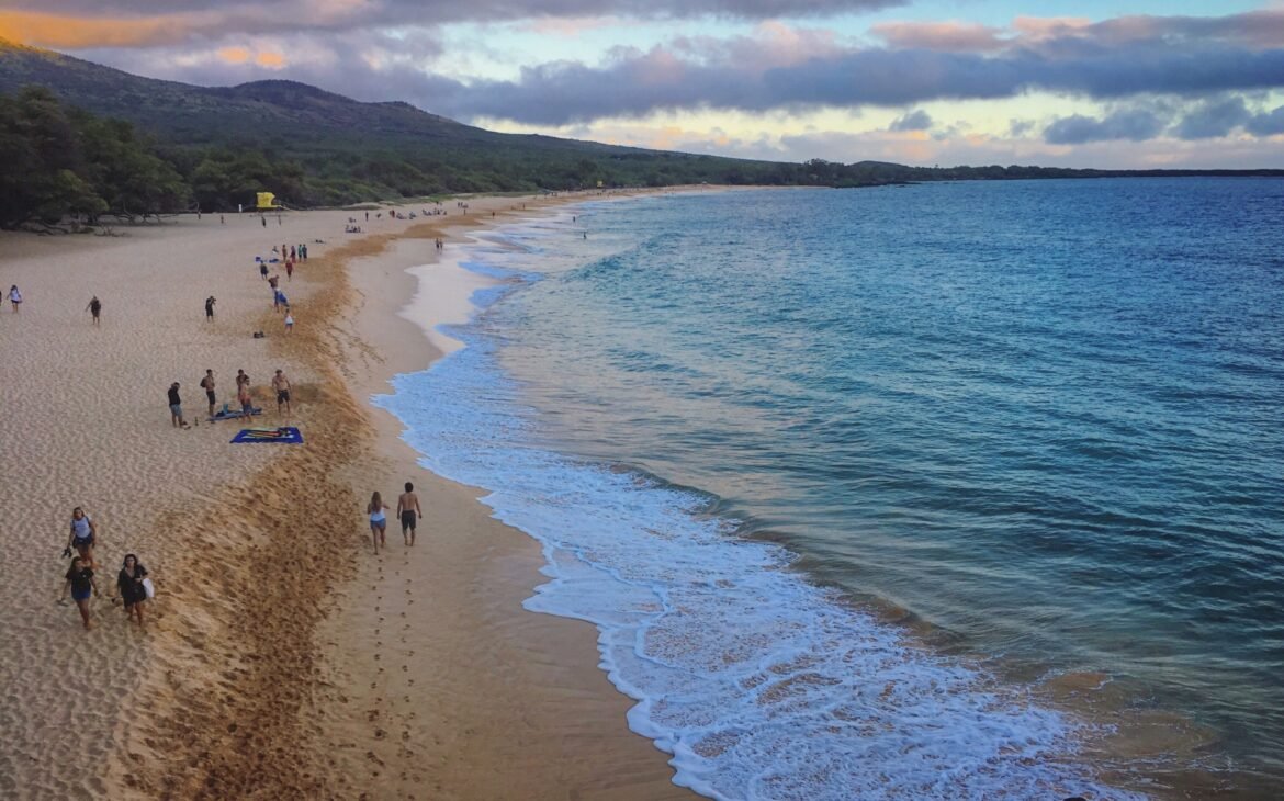 Makena Beach at Sunset @alisa876 via Twenty20