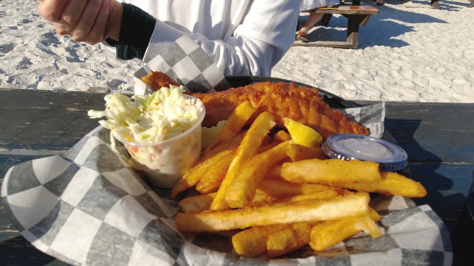 Last Day in Florida, Lunch at Caddy’s Beach Bar and Walk Along Sunset