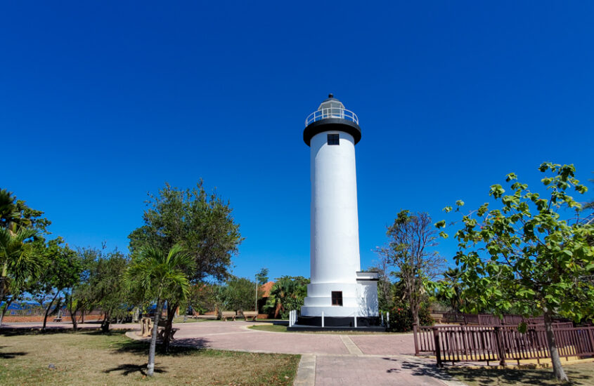 Discovering the Hidden Gems of Rincon Lighthouse and Domes Beach