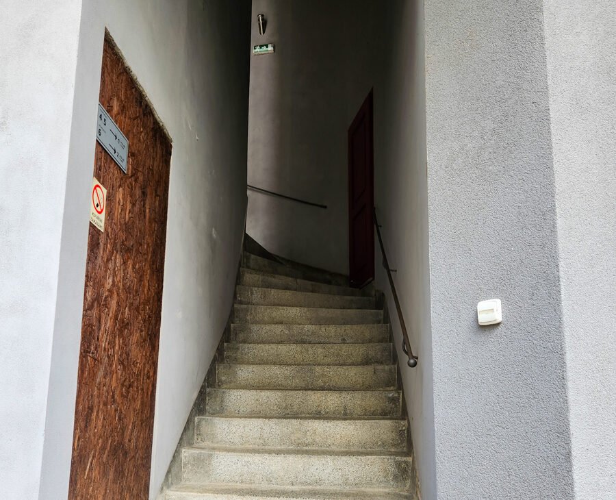 Stairs leading up to 2nd level